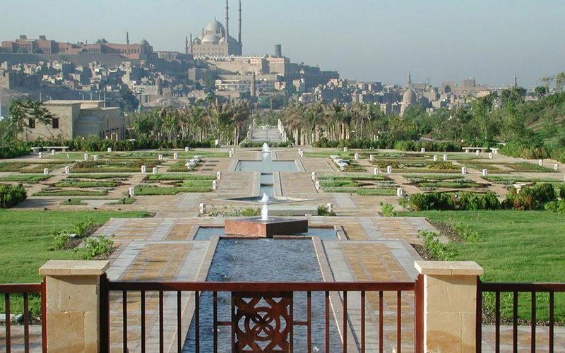 Cairo By Night Tour with Dinner El Azhar Park - Image 4