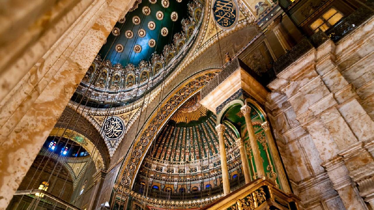 The Egyptian Museum, Citadel and Old Cairo Private Tour - Image 8