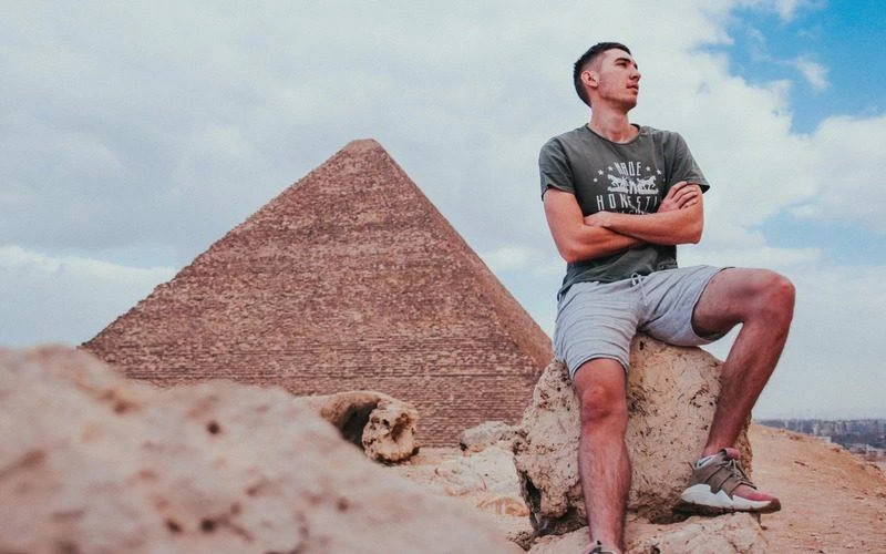 Tour To Giza Pyramids, The Egyptian Museum and Old Cairo - Image 2