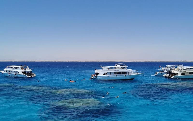 Snorkeling Boat Trip At Sunset - Image 2