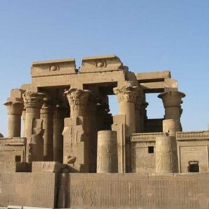 Overnight Luxor Trip from Aswan with Hotel & Guide